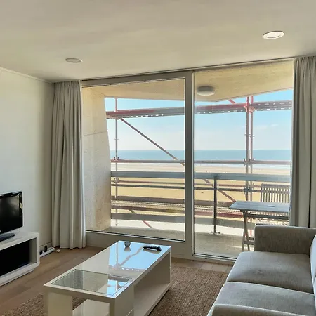 Lecomte - The Shoreline Horizon 170 Appartement *