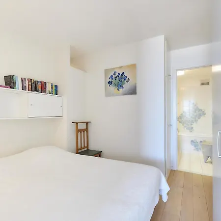 Lecomte - The Shoreline Horizon 170 Apartman *